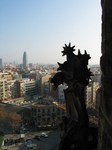 20764 Sculpture and view over Barcelona.jpg